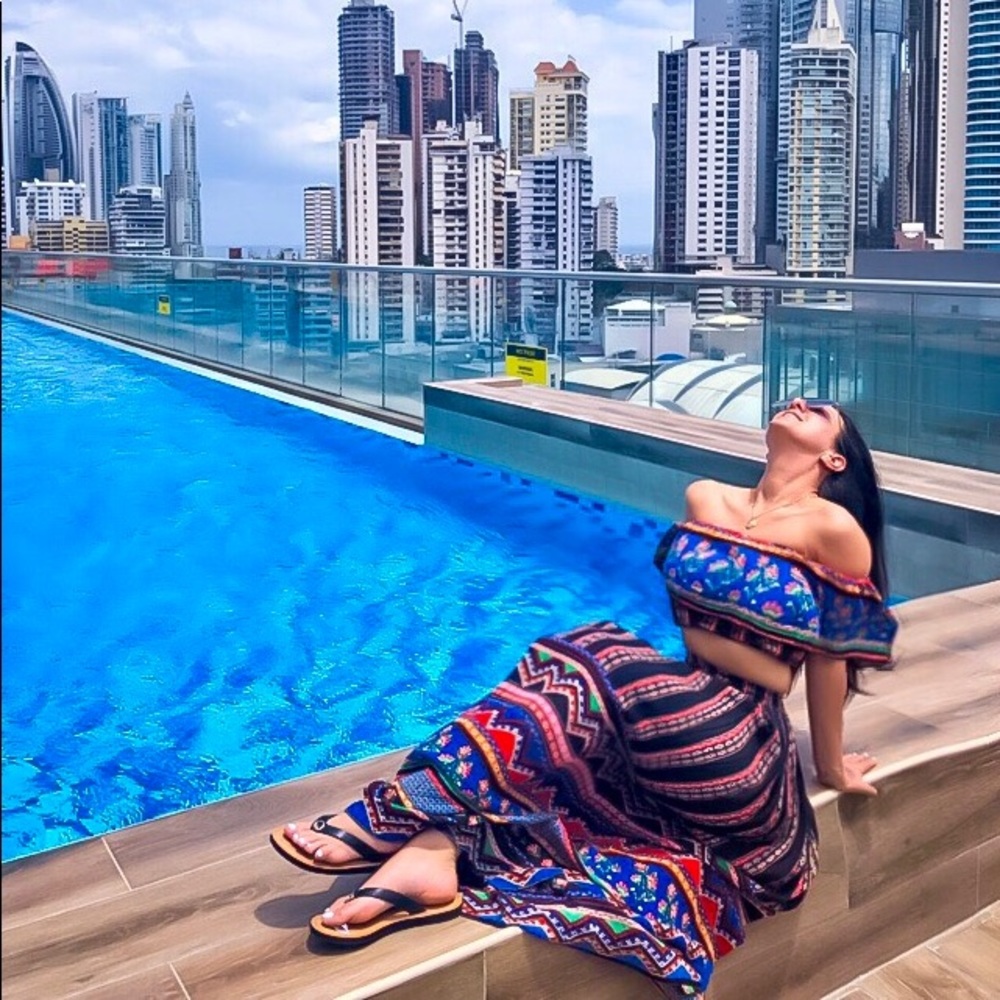 Meet your Posher, Ashley